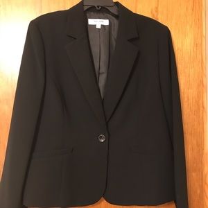 Jones Studio Black jacket/blazer